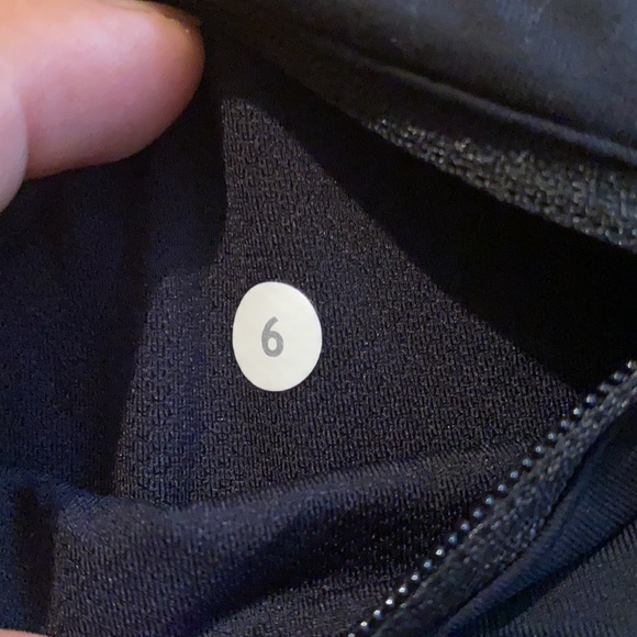 Lululemon  Athletics - Picture 3 of 12